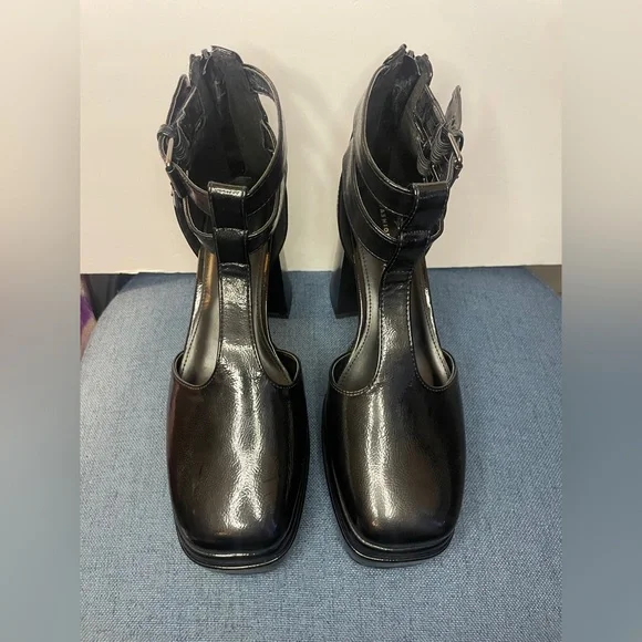 Fashion to Figure Maria Platform Heel- Black Patent- Size 9W - Picture 8 of 10